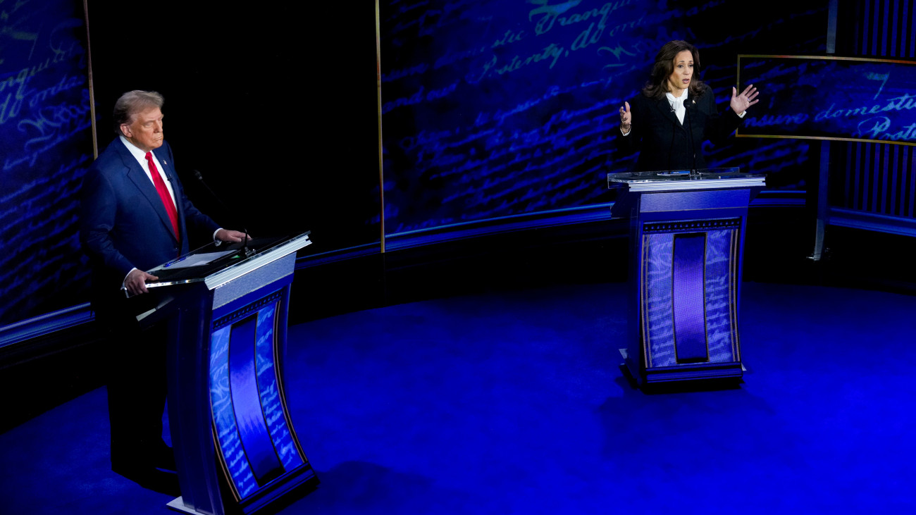 US Vice President Kamala Harris, right, and former US President Donald Trump during the second presidential debate at the Pennsylvania Convention Center in Philadelphia, Pennsylvania, US, on Tuesday, Sept. 10, 2024. Trump and Harris enter Tuesdays debate in search of the same goal, a moment that will help them gain the edge in a race polls show is essentially tied.