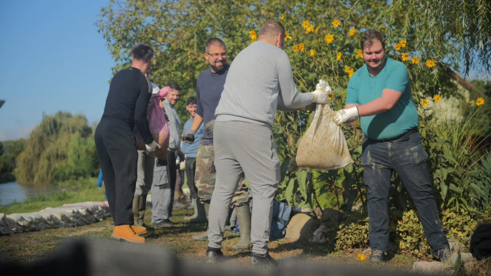 Megnyitották a Lajtánál a szükségtározót