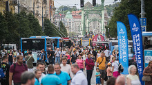 Két hidat és sok utat lezárnak, számos BKK-járat nem jár 