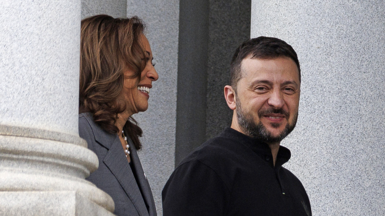 WASHINGTON, DC - SEPTEMBER 26: (EDITORS NOTE: Alternate crop) Ukraine President Volodymyr Zelensky walks alongside Vice President Kamala Harris at the Eisenhower Executive Office Building at the White House compound, on September 26, 2024 in Washington, DC. President Zelensky, urging global action, is in Washington to meet with President Biden, seeking support for Zelenskys victory plan, and to request authorization for Ukraine to use long-range missiles to strike Russia.