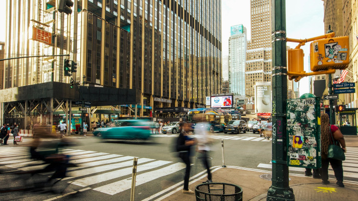 Új szabály él New Yorkban, még kaotikusabbá válhat a közlekedés