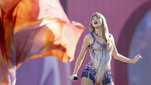 Példátlan készültség övezi Taylor Swift és Travis Kelce nagy napját