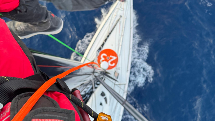 Komoly versenyben van a szintidővel a Vendée Globe magyarja