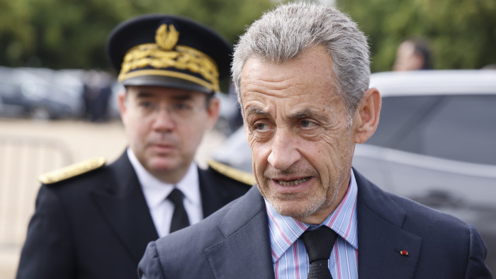 Jogerősen elítélték Nicolas Sarkozy volt francia elnököt