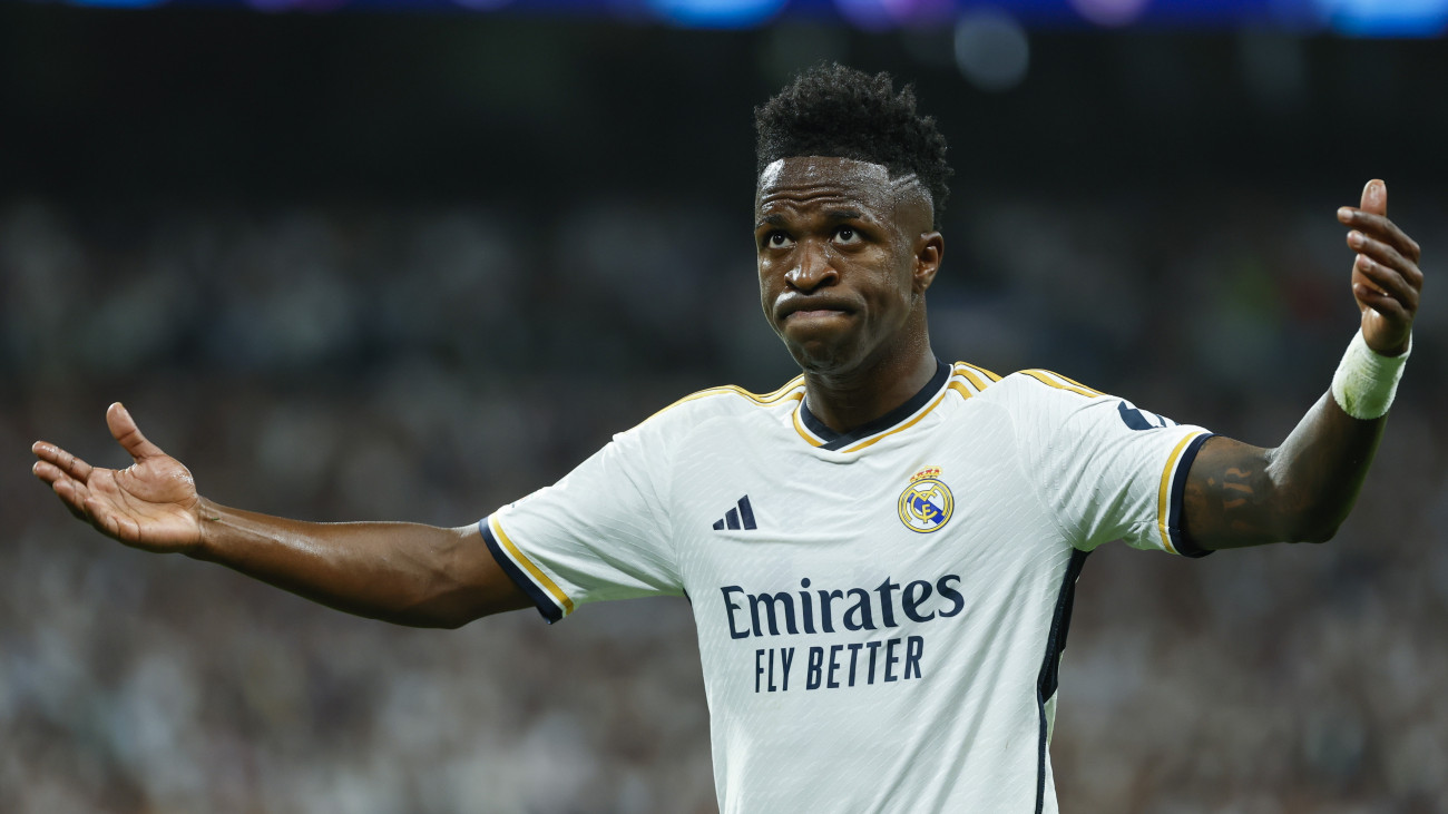 Vinícius Júnior, a Real Madrid játékosa a labdarúgó Bajnokok Ligája elődöntőjének Real Madrid-Bayern München visszavágó mérkőzésén a madridi Santiago Bernabeu Stadionban 2024. május 8-án.