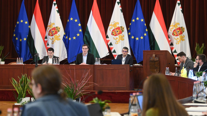 Személyeskedő adok-kapok alakult ki a Fővárosi Közgyűlésben
