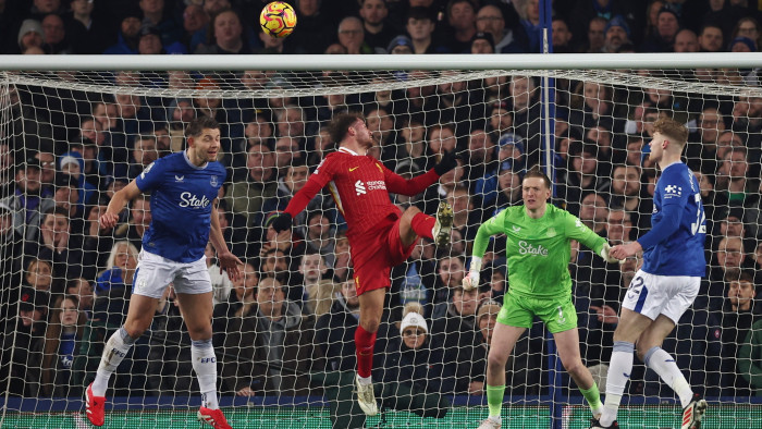 A 98. percben kapott góllal vesztett pontokat a Liverpool