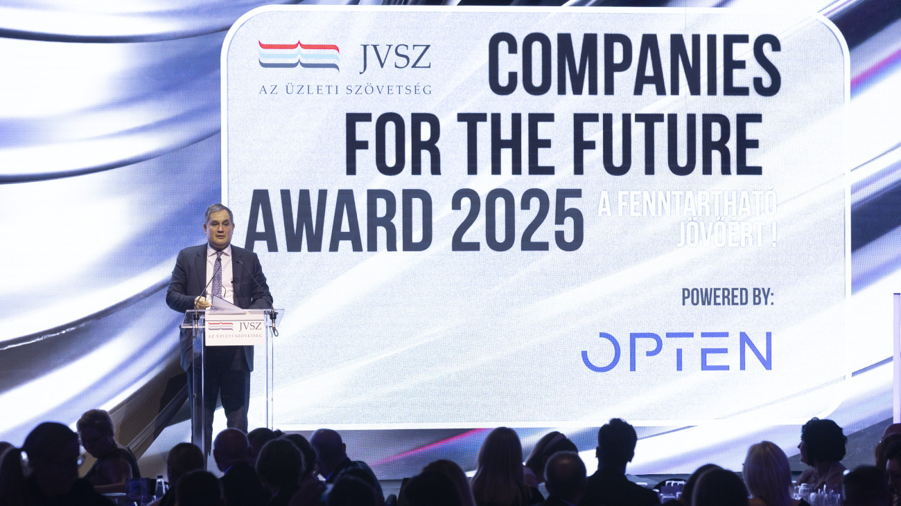 Nagy Márton nemzetgazdasági miniszter beszédet mond a Joint Venture Szövetség Companies for the Future Award 2025 (Vállalatok a jövőért-díj) díjátadó gáláján a Budavári Lovardában 2025. február 22-én.