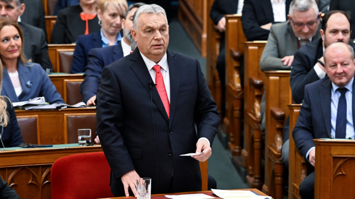 Orbán Viktor parlamenti viszonválasza: olyan béke kell, amely Magyarország biztonságát garantálja