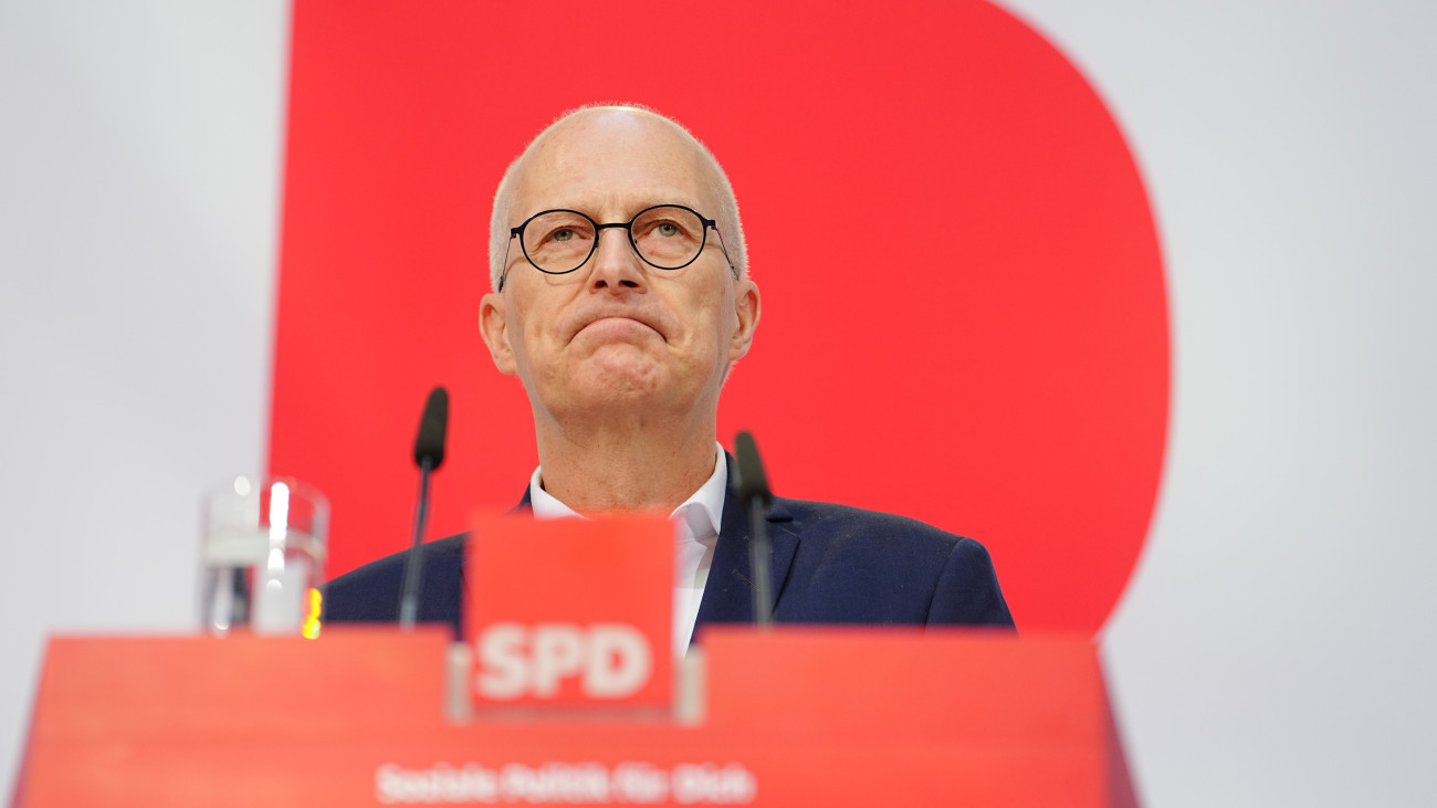 03 March 2025, Berlin: Peter Tschentscher (SPD), First Mayor of Hamburg, gives a press conference after his partys executive committee meeting. Photo: Kay Nietfeld/dpa (Photo by Kay Nietfeld/picture alliance via Getty Images)