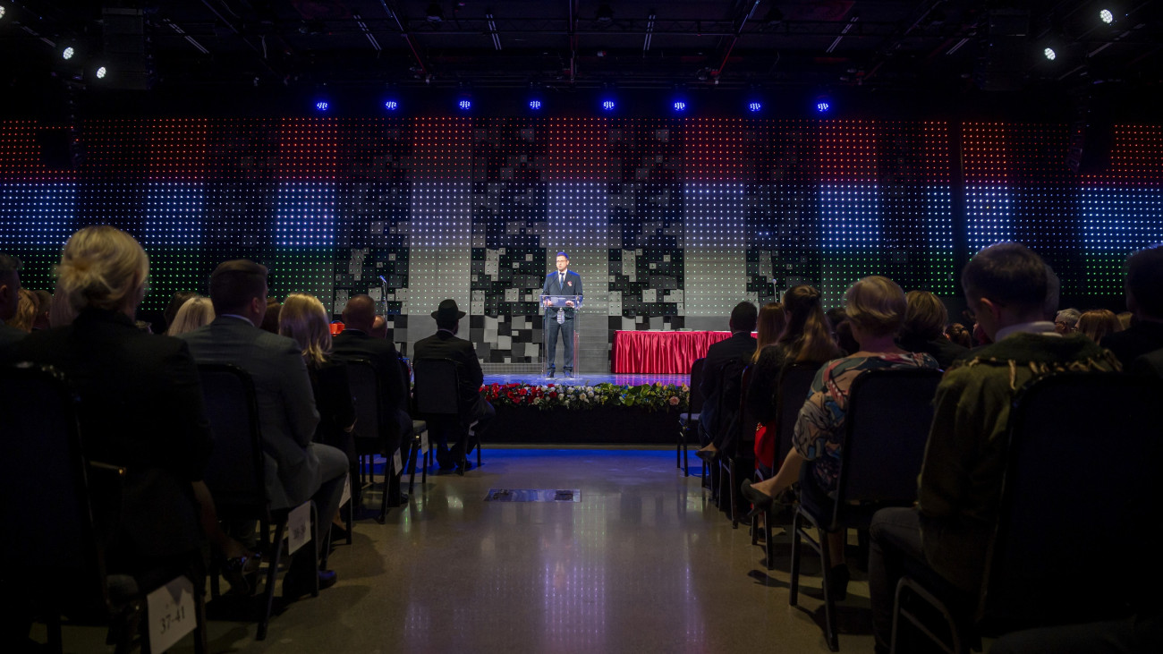 Gulyás Gergely, a Miniszterelnökséget vezető miniszter beszédet mond az 1848/49-es forradalom és szabadságharc kitörésének 177. évfordulója alkalmából a Várkert Bazárban tartott ünnepségen 2025. március 11-én. 