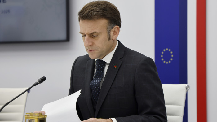 Emmanuel Macron: Moszkva válasz helyett fokozza támadásai hevességét