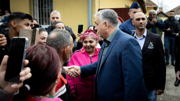 Utcafórumot tartott Orbán Viktor – videó