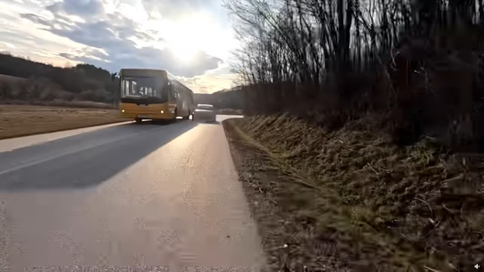 Dermesztő jelenetet rögzített egy közlekedő kamerája – videón sokak rémálma