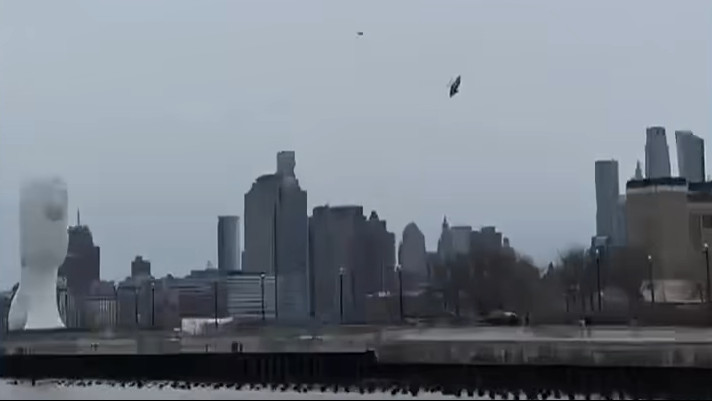 Helikopter zuhant a Hudson folyóba, halottak