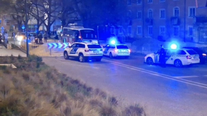 Nekimentek a helyi busznak, majd verekedni kezdtek a fiatalok