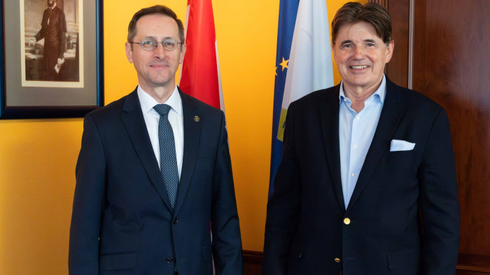 Varga Mihály az MNB-alapítványok megszüntetését javasolja