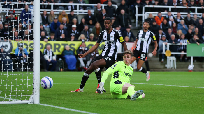 Kiütéses győzelemmel lépett előre a Newcastle