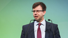 Bóka János: nehezen magyarázható a Molt sújtó különadó megemelése