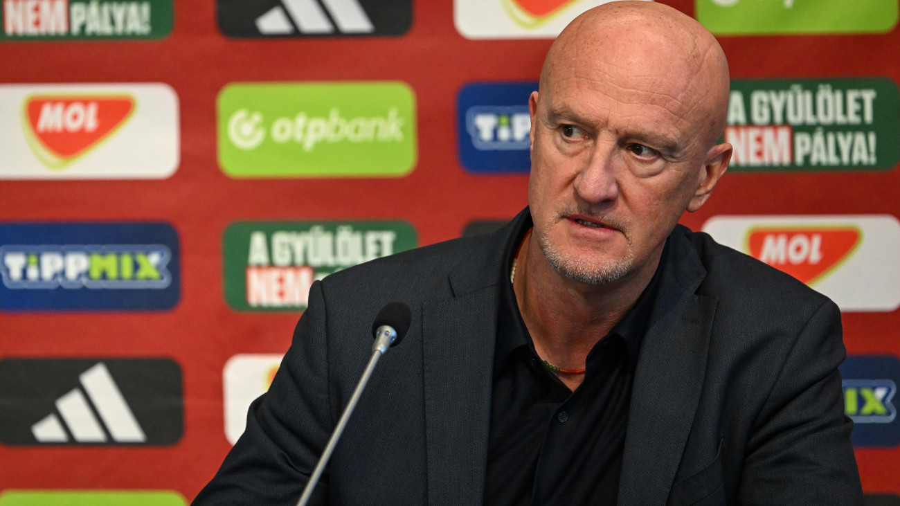 Telki, 2025. május 20.Marco Rossi szövetségi kapitány a júniusi barátságos mérkőzésekre készülő magyar labdarúgó-válogatott keretének kihirdetésén a telki edzőközpontban 2025. május 20-án.