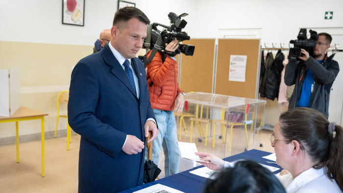 Ez ám a csavaros fordulat a lengyel elnökválasztásban