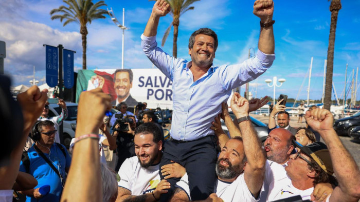 Másfél millió külföldi, lakhatási válság és a Chega előretörése – Portugália lépéskényszerben