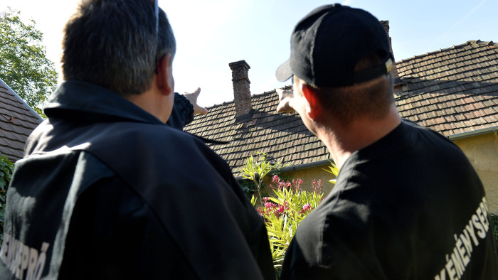 A kéményseprők is össztűz alá vették Karácsony Gergelyt