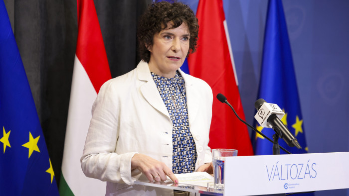 „Klára a hangod” – új politikai korszakot hirdetett a DK elnöke