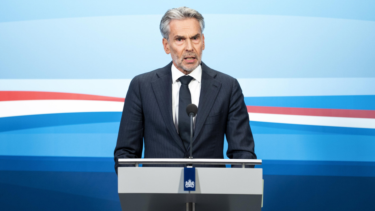2025. május 23-án Hágában készített kép Dick Schoof holland miniszterelnökről. Schoof június 3-án bejelentette lemondását.
