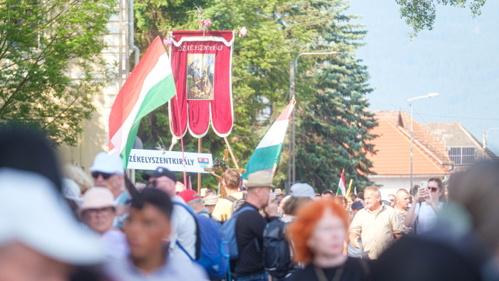 Rengetegen indultak Csíksomlyó felé