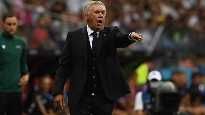 70 játékos – Carlo Ancelotti tiszta lapot nyit, cél a hatodik vb-cím