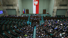 Lazít az abortuszszabályokon a parlament Lengyelországban