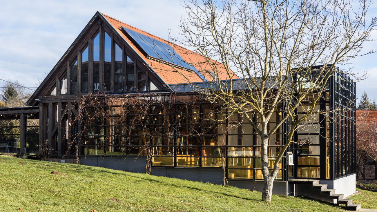 Őriszentpéter, 2024. december 15.A Michelin Guide francia étteremkalauz által idén csillaggal kitüntetett őriszentpéteri Pajta étterem 2024. december 15-én.