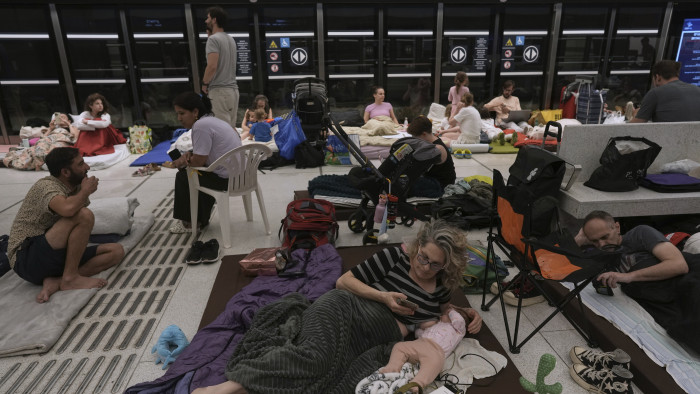 Negyvenen megsebesültek az iráni rakétatámadásban Izraelben csütörtök reggel