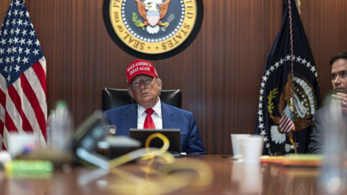 Trump: háromoldalú találkozóm lehet Putyinnal és Zelenszkijjel