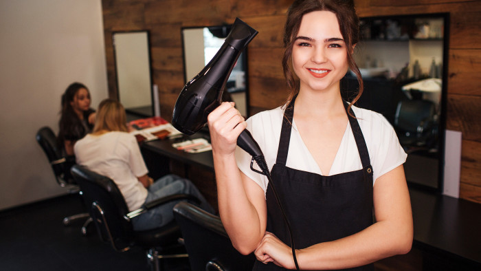 A munkáshitel már teljesen online, mobilról is igényelhető, de nem mindegyik banknál