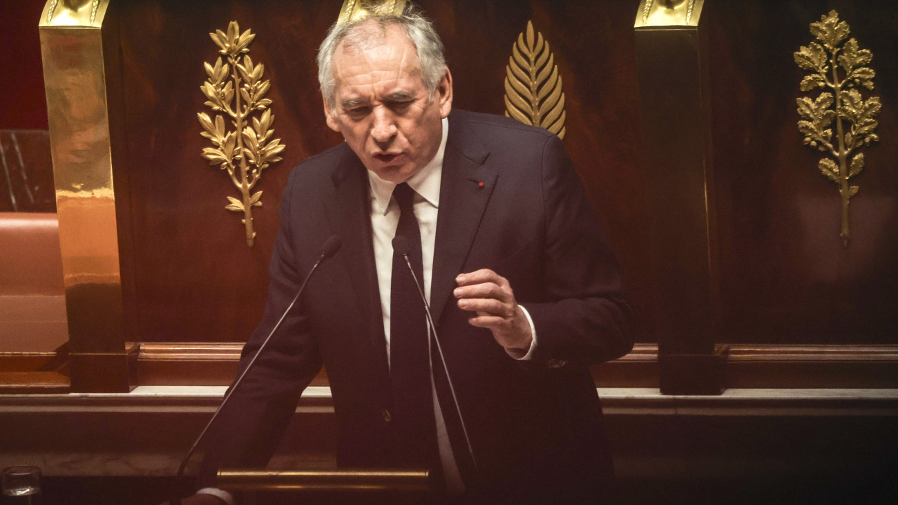 Francois Bayrou francia miniszterelnök politikai programját ismerteti a nemzetgyűlés párizsi üléstermében 2025. január 14-én.