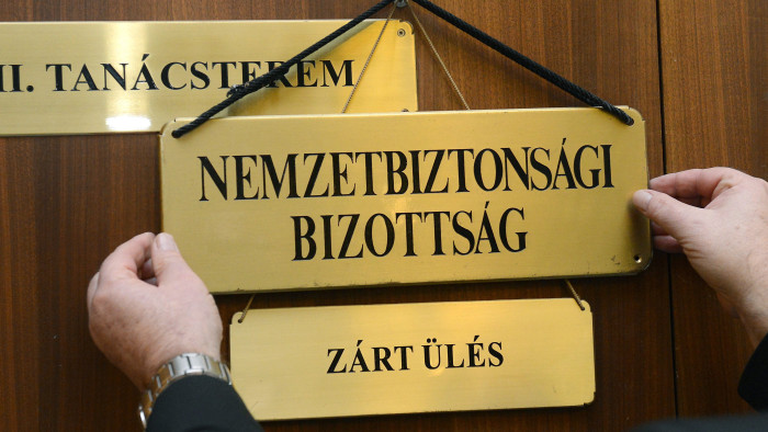 Újabb fejlemények az ukrán kémügyben: titkosszolgálati jelentést kapott a parlamenti bizottság