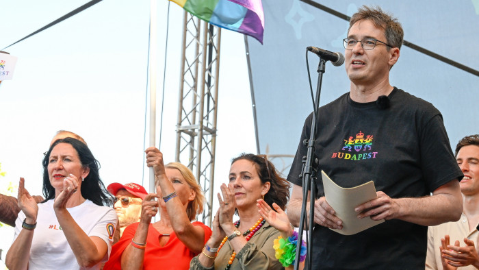 Karácsony Gergely bajban van, de ennek örül