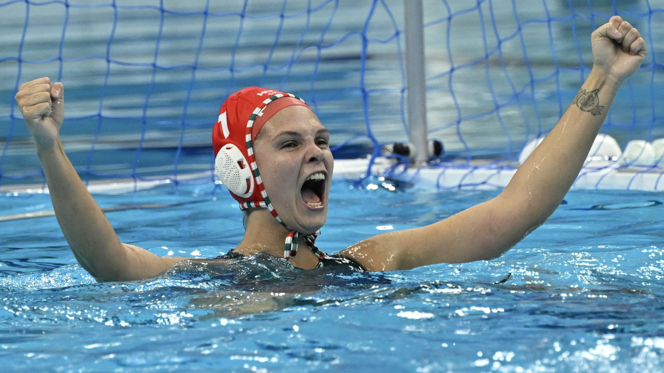 Neszmély Boglárka a női vízilabdatorna elődöntőjében játszott Magyarország - Spanyolország mérkőzésen a szingapúri vizes világbajnokságon az OCBC Aquatic Centre-ben 2025. július 21-én.