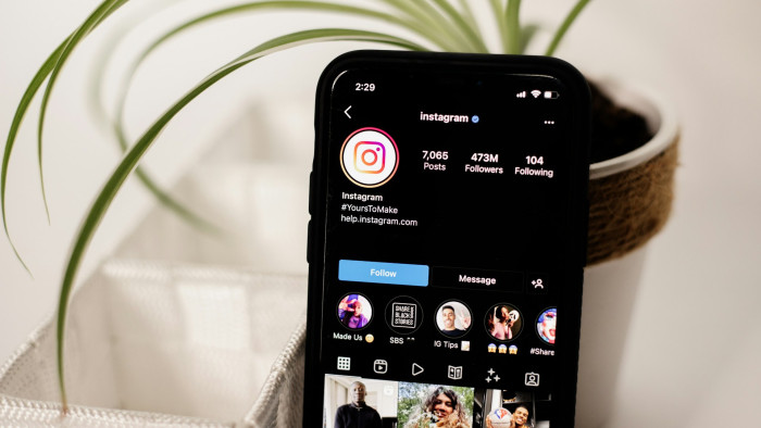 Tovább szigorít a Meta