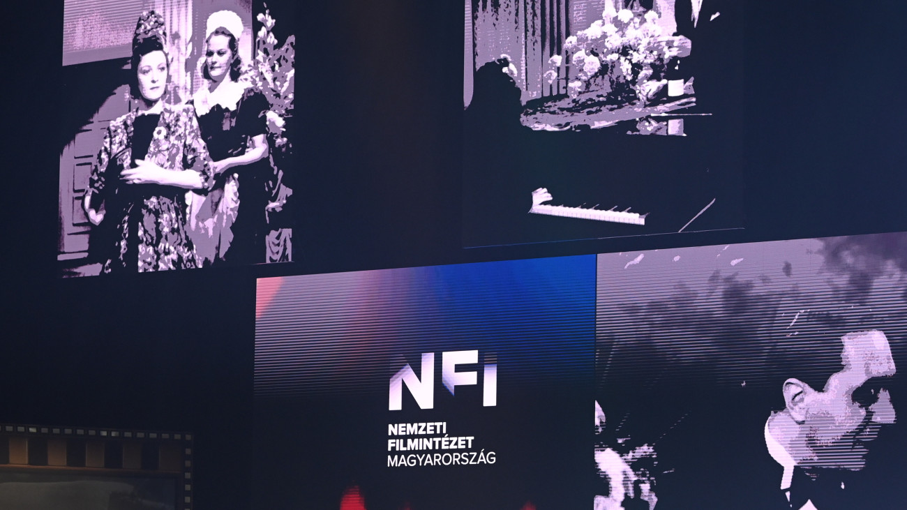Műsor a Nemzeti Filmintézet új fóti stúdiókomplexumának megnyitóján 2025. január 30-án.