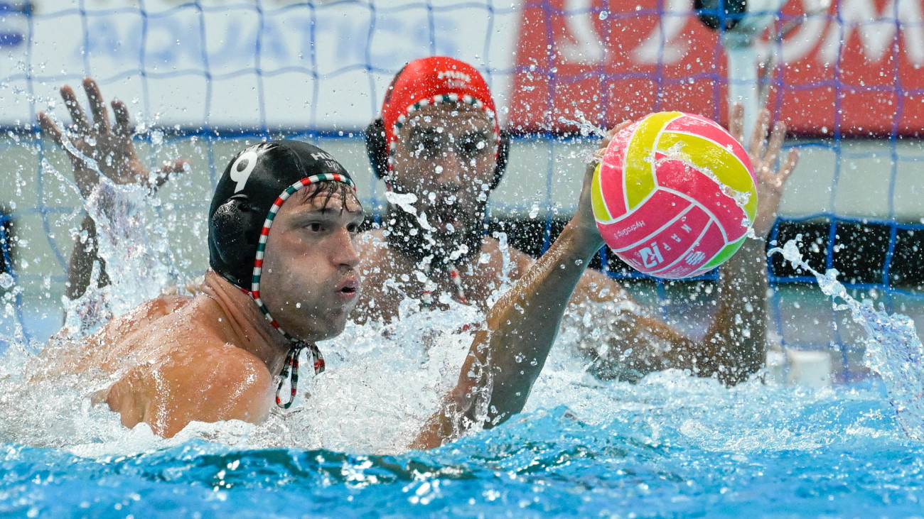 Kovács Péter a férfi vízilabdatorna döntőjében játszott Spanyolország - Magyarország mérkőzésen a szingapúri vizes világbajnokságon az OCBC Aquatic Centre-ben 2025. július 24-én.