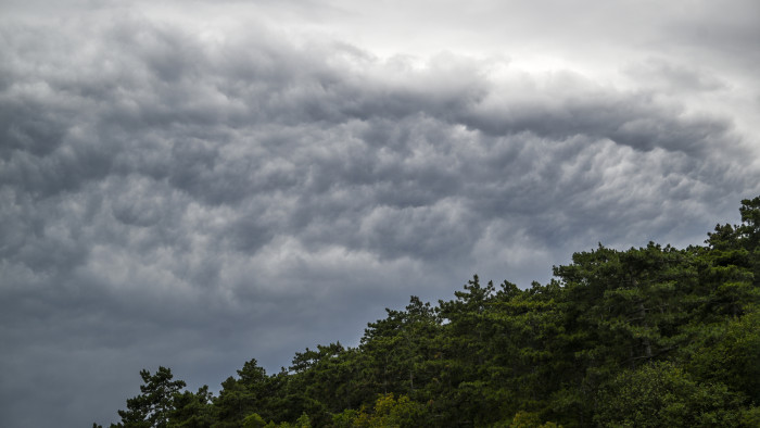 Végre ott készül eső, ahol a legjobban kell - időjárás
