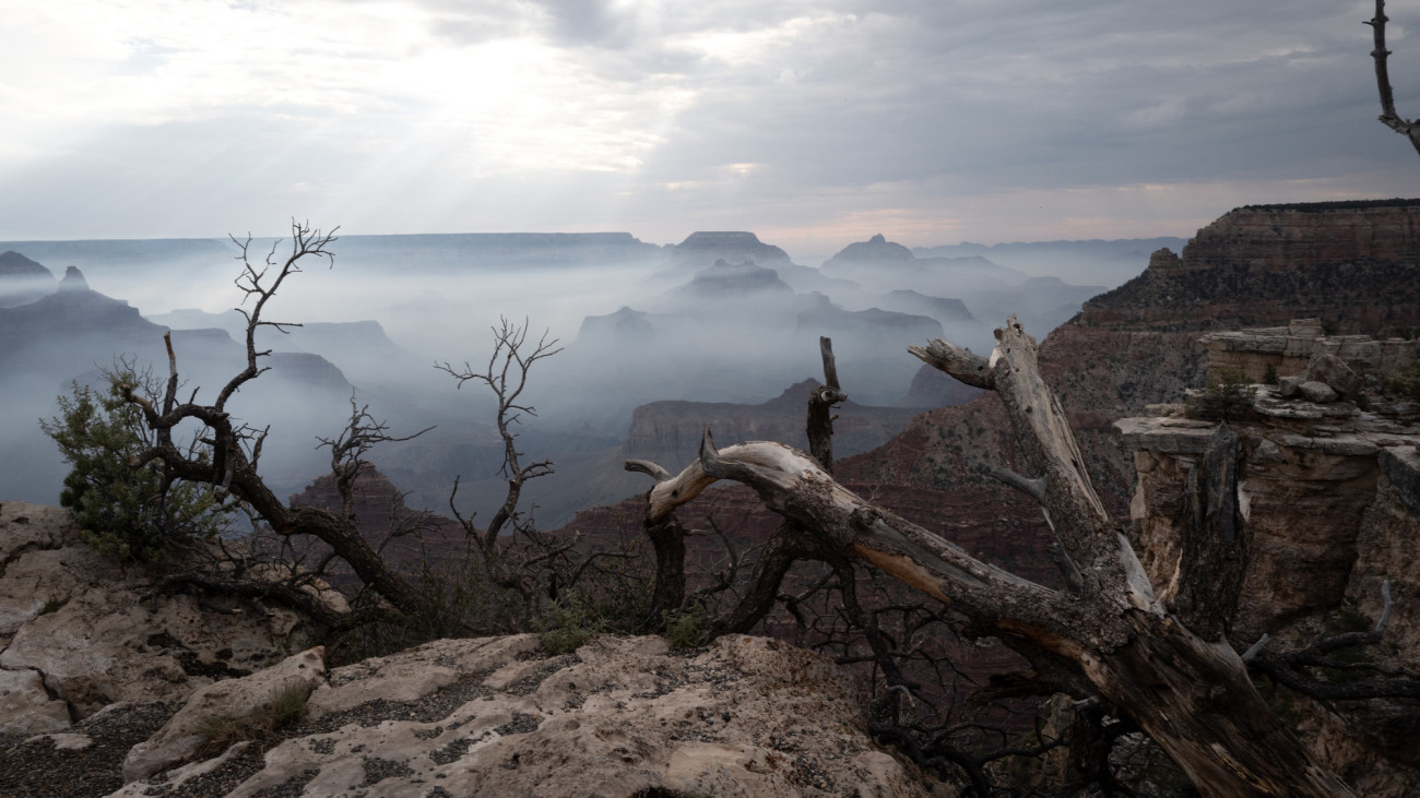 GRAND CANYON, ARIZONA - JULY 17: Smoke from the Dragon Bravo fire settles into the Grand Canyon along the South Rim near Mather Point on July 17, 2025 in Grand Canyon, Arizona. Despite recent rains, two wildfires have been burning out of control near the North Rim of the canyon, fueled by recent strong winds, high temperatures and low humidity. (Photo by Scott Olson/Getty Images)