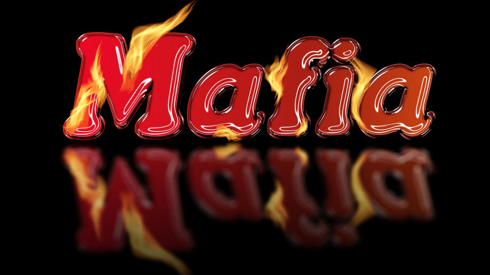 A Camorra titkait feltáró újságíró elsírta magát a bíróságon