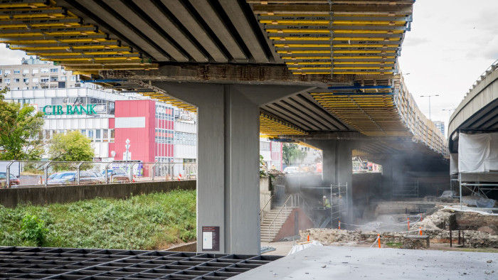 Flórián tér: bejelentették, sokkal hosszabb lesz a felújítás