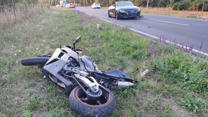 Barátja is áthajtott a Veszprémnél meghalt motoroson - megrázó fényképek