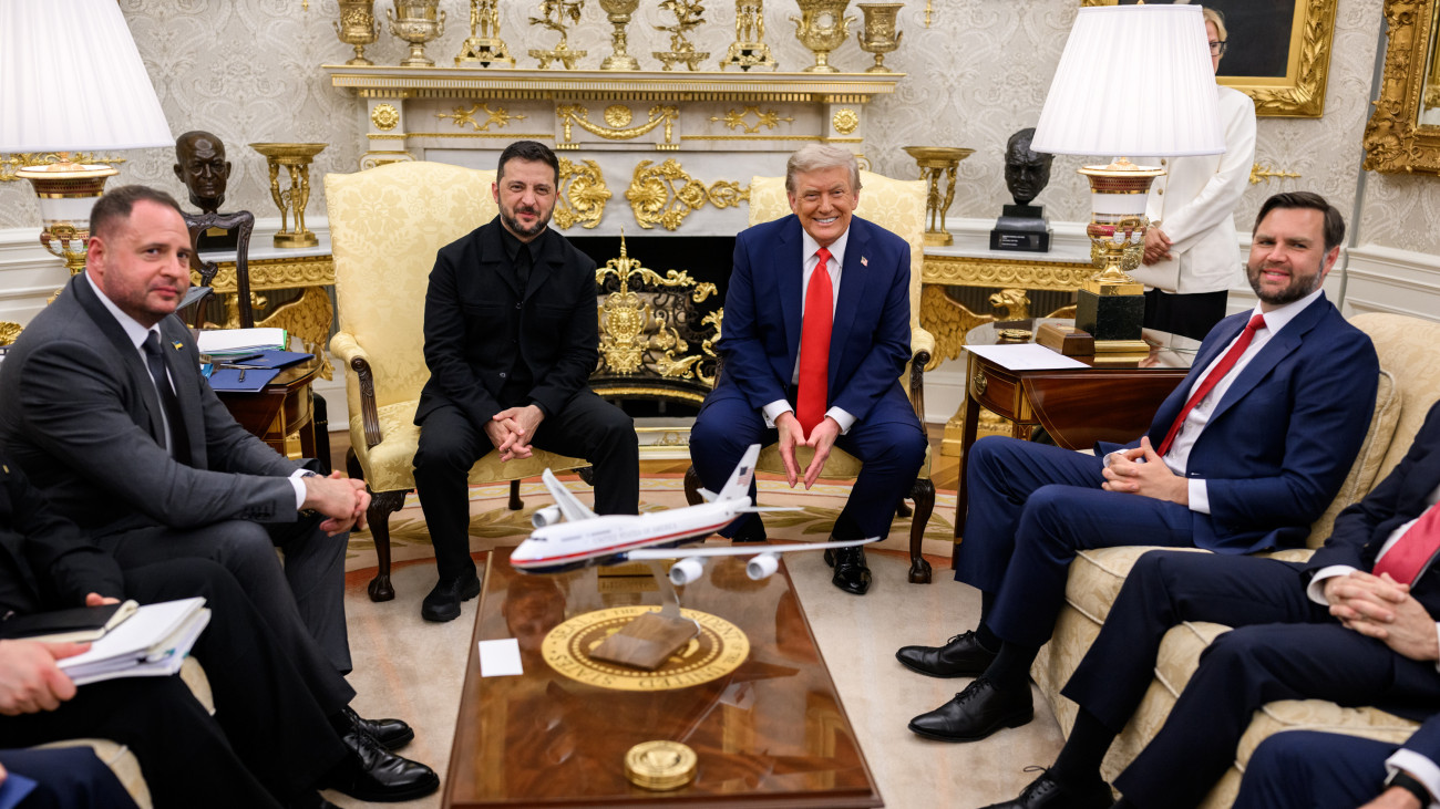 Volodimir Zelenszkij ukrán és Donald Trump amerikai elnök találkozója a Fehér Házban