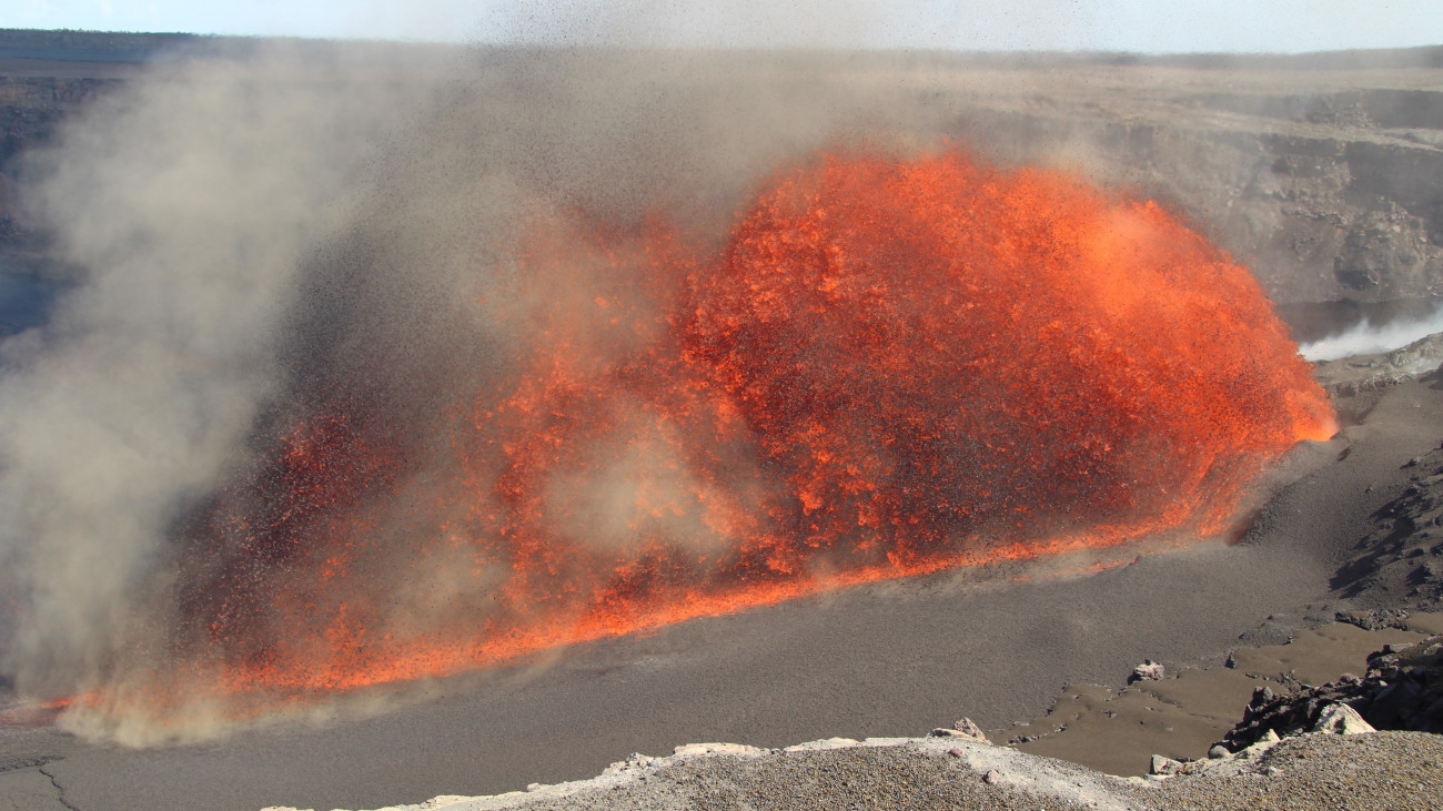 Kőeső esett Hawaii-on
